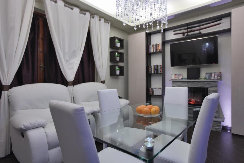 Eurohome Comfort Apartment シーニャ 部屋 写真